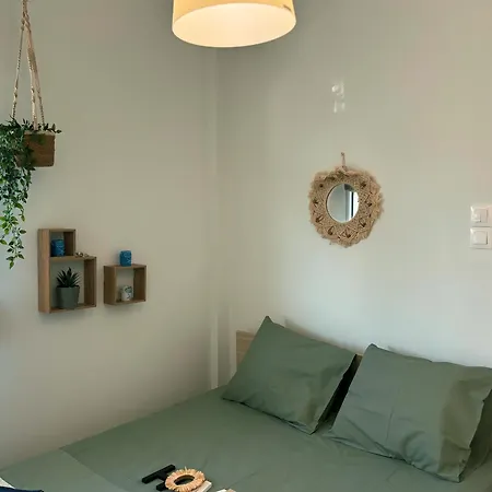Minu Sonniges Studio In Direkter Strandnaehe, Schnelles Internet, Freies Parken, Nahe Flughafen Peraia  Exterior photo